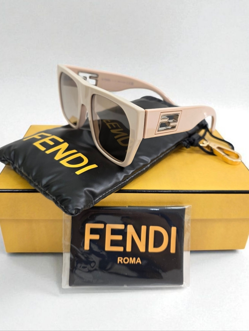 Fendi Baguette FE40124I Oversized Square Sunglasses Beige Mauve FF Logo Glasses